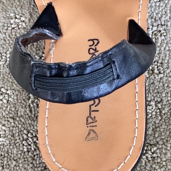 DIRTY LAUNDRY SANDALS - Picture 7 of 7